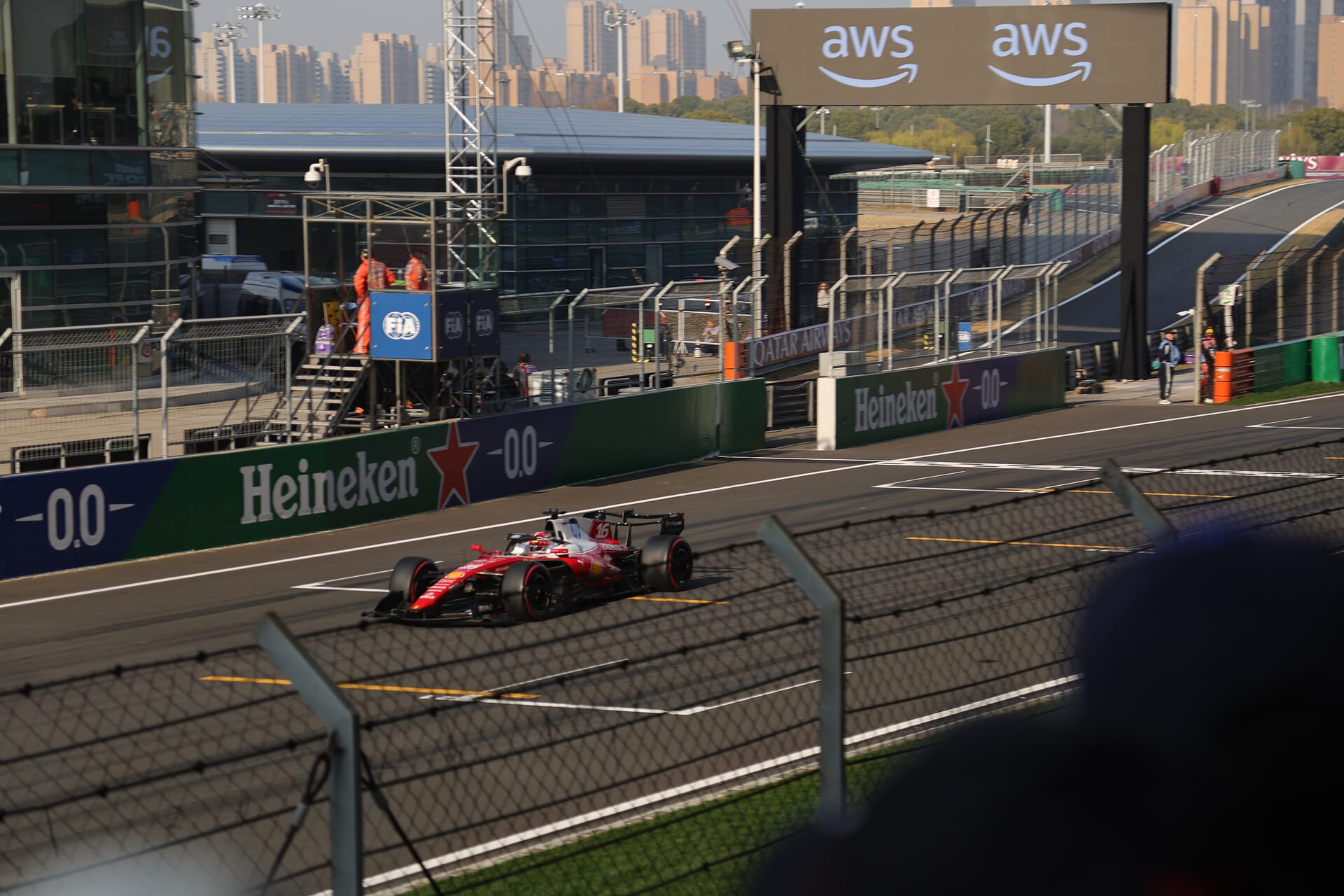 F1 Academy 賽車上賽道