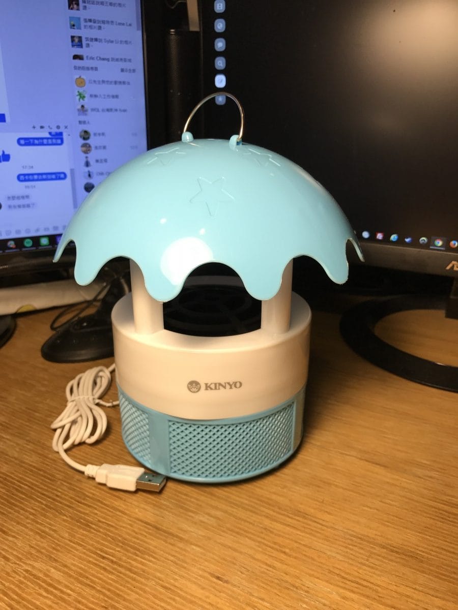 KINYO 水滴造型吸入式強效捕蚊燈KL-101