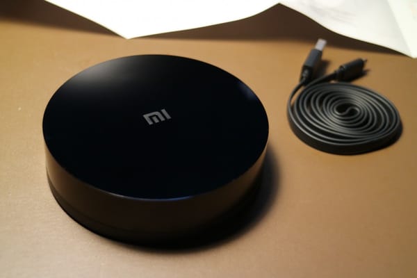 好像又是一個雞肋的 小米萬能遙控器