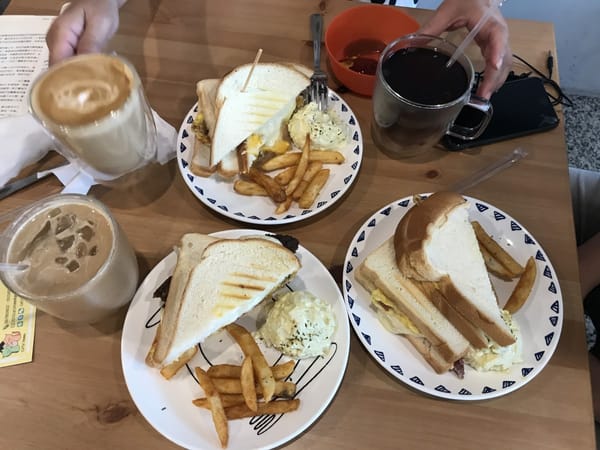 [宜蘭羅東] 一間重新定義的早餐店 － 『一起早餐吧工作室』